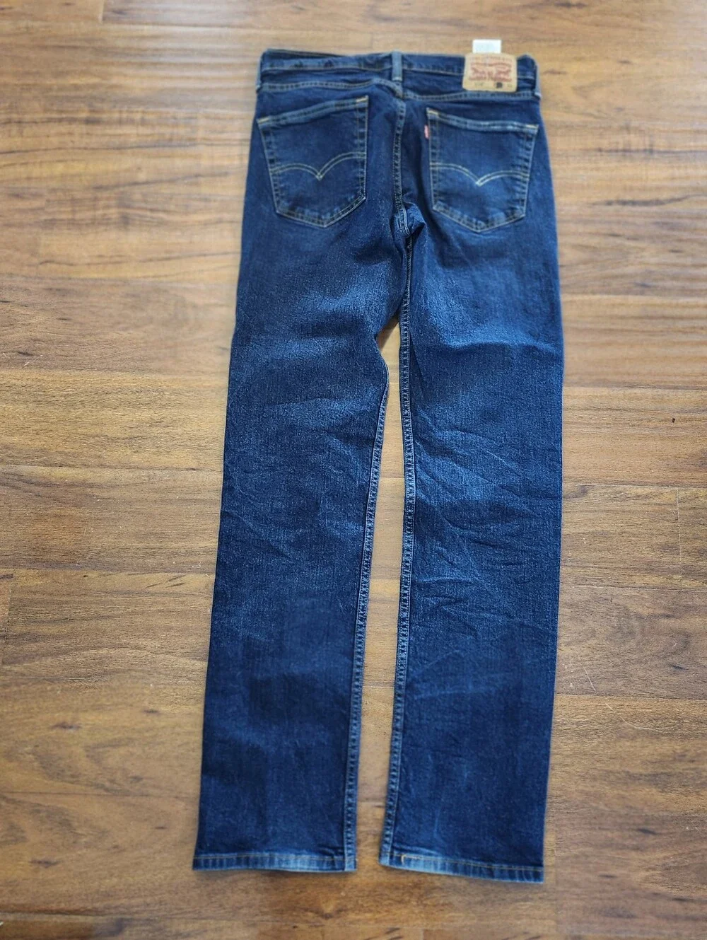 Mens Levi Strauss 514 Blue Jeans. W32 L34. Never Altered.